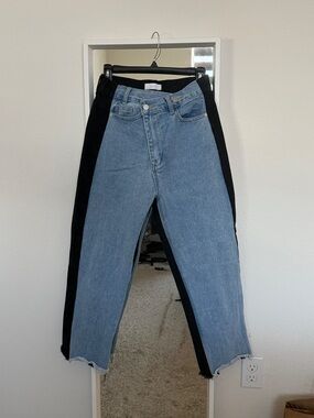 OAK + FORT Two-Tone Light Blue and Black Cropped Jeans